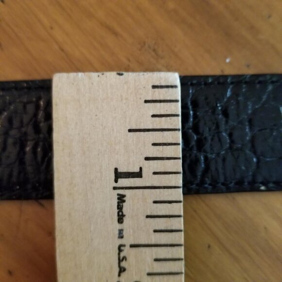 WCM New York Black Leather Belt, Mock Reptile Alligator Croc Print, Size Large - Picture 9 of 13